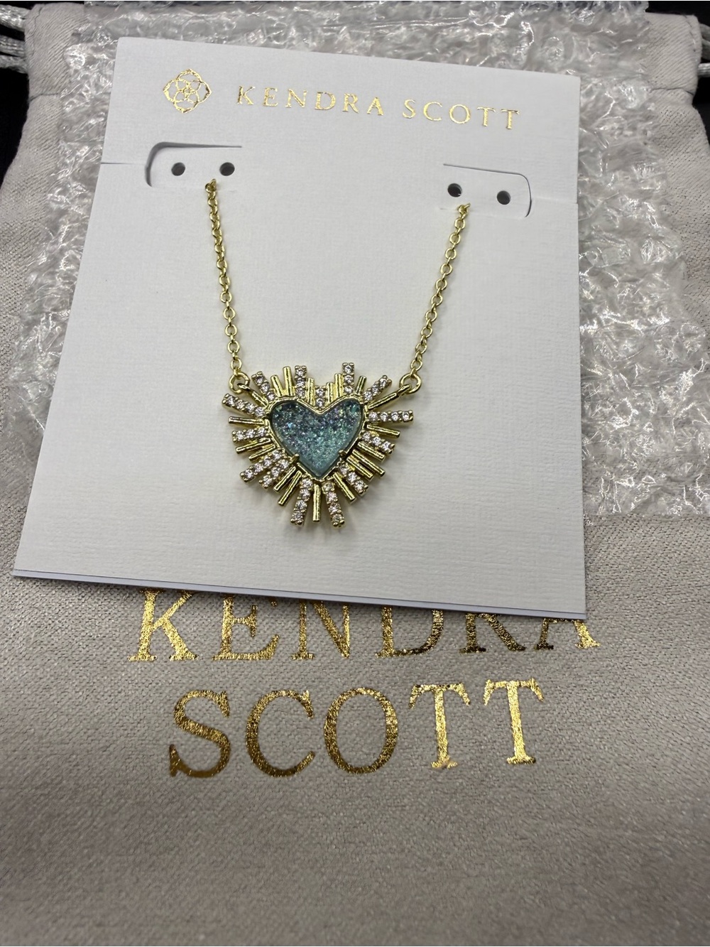 Dolly Parton x Kendra Scott Ari Heart Pendant Necklace